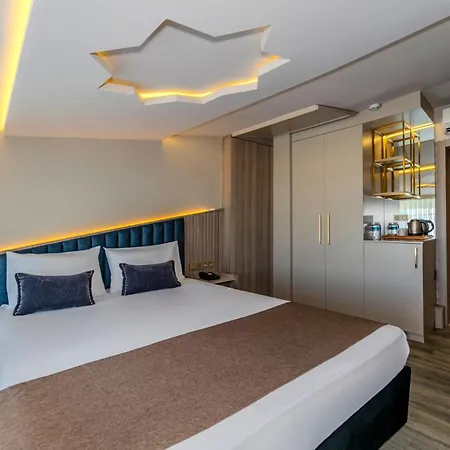 Felix Hotel