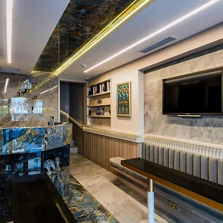 Felix Κωνσταντινούπολη